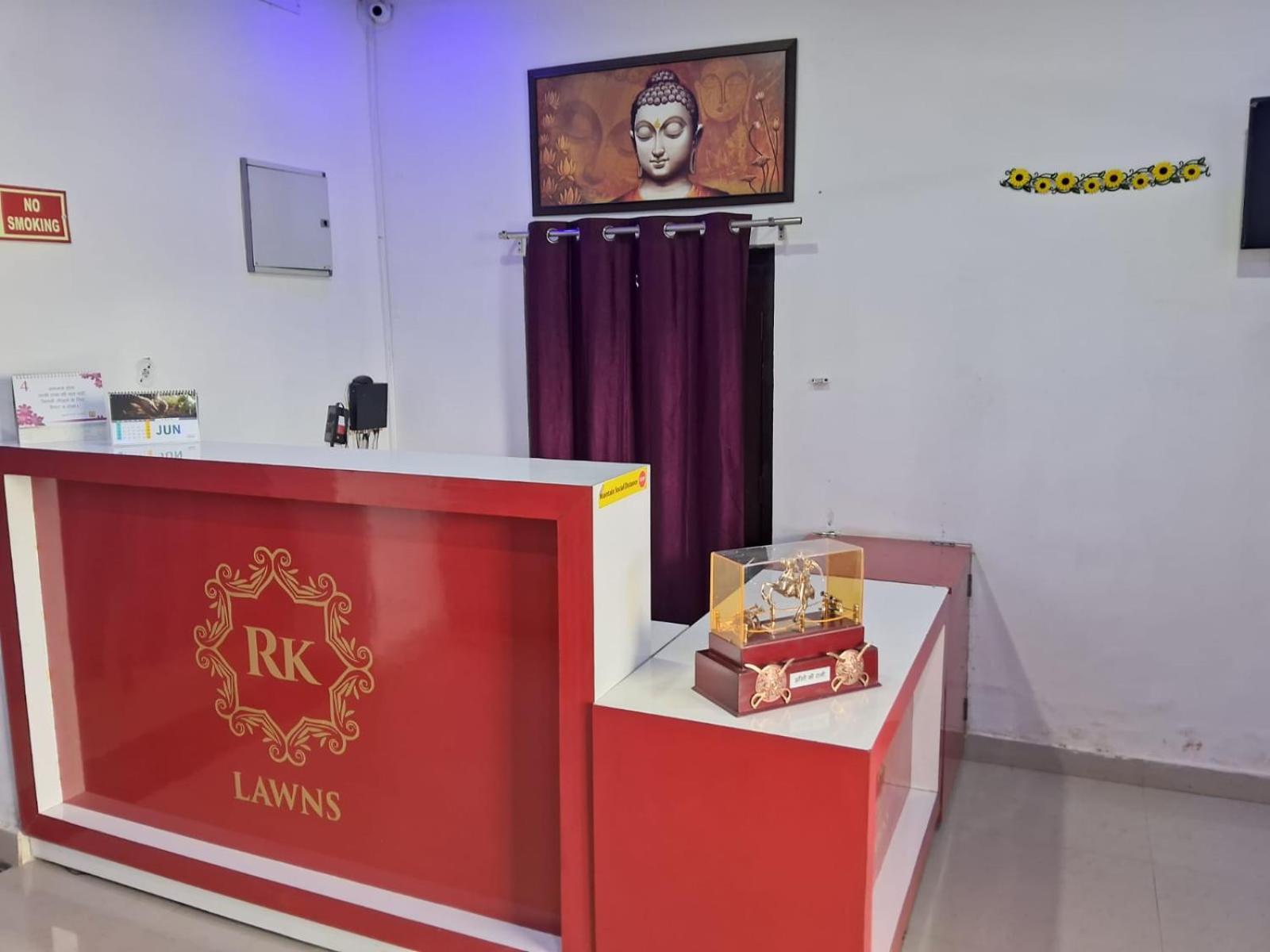 Rk Lawns Hotel Gonda Ngoại thất bức ảnh